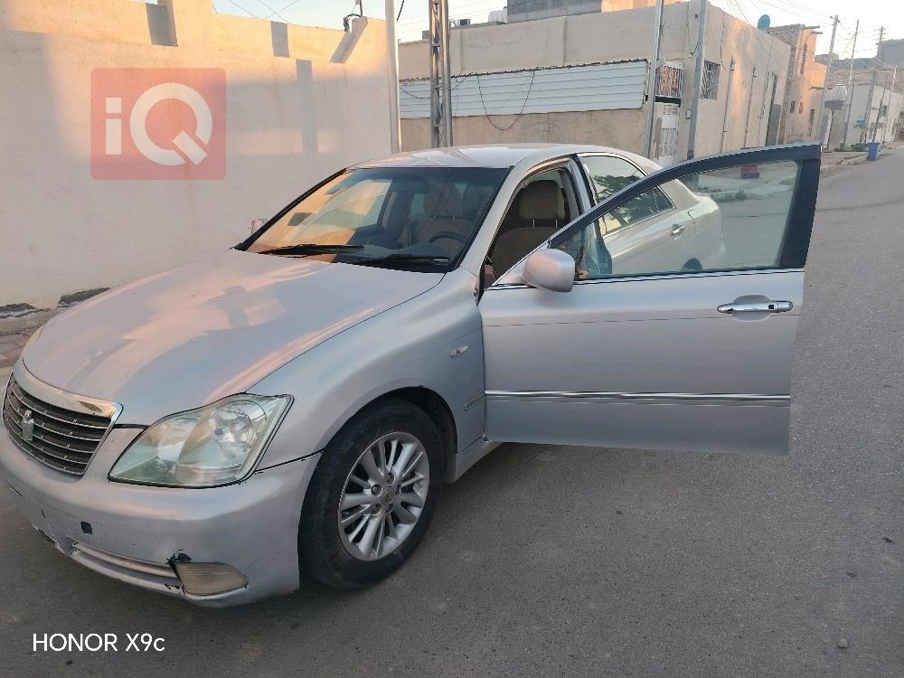 تويوتا كراون